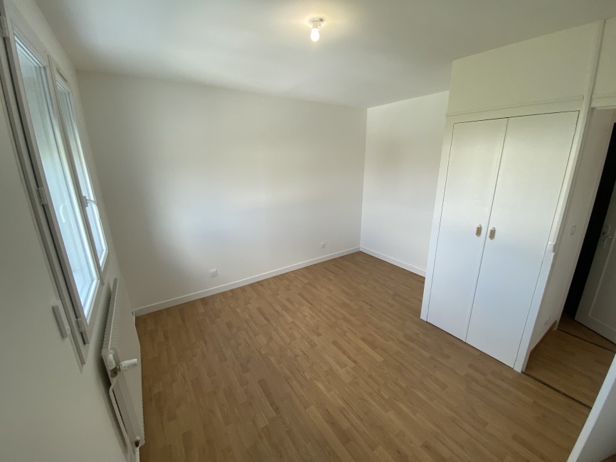 Chambre gauche.JPG